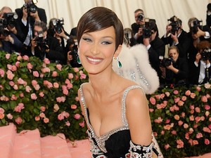 Topmodellek lenyügőző, megdöbbentő szettjei a Met gálán