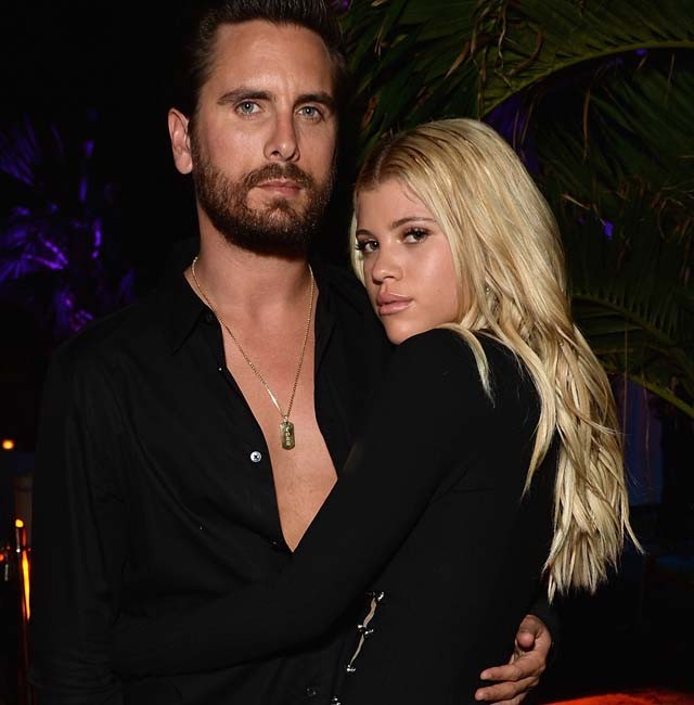 Sofia Richie annyiszor villantott pár nap alatt, hogy Kardashianékat is lekörözte