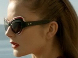 Szex, tenger, YSL és Enikő