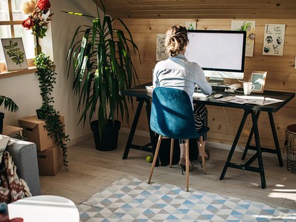 Ne őrülj bele a karanténba: tuti tippek az otthoni munkához