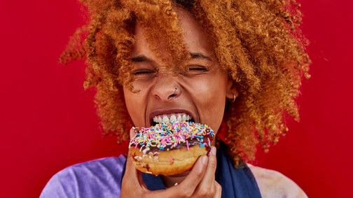 Sokkal veszélyesebb, mint a cukor, mégis sokat eszel belőle