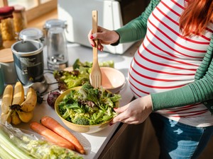 Ezeket az ételeket mindenképp fogyaszd a terhességed alatt