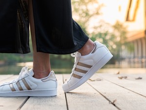 Az Adidas 2024-re 100%-ban újrahasznosított anyagokból készíti a termékeit