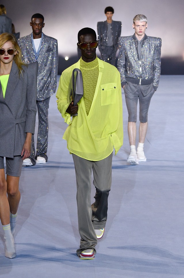 Megérkeztek 2021 színei, hogy erőt és reményt adjanak a következő évre