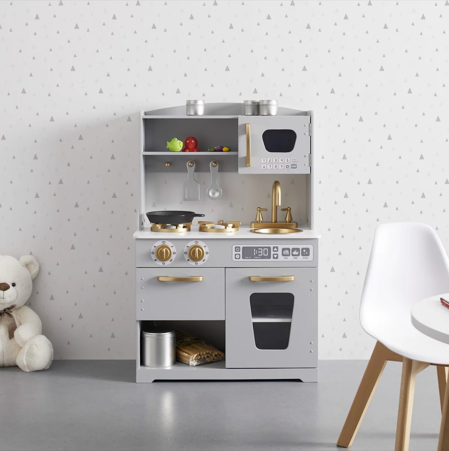 Gyerekkonyha MÖMAX 34 990 Ft GLAMOUR-napok X-Mas Week -20%