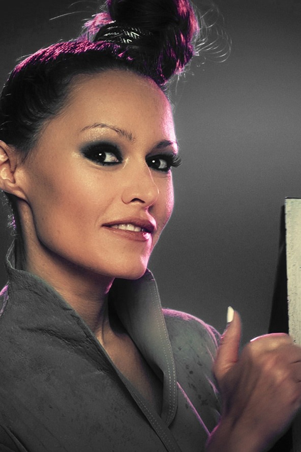 Vajon Ivánka Katalin lesz az év divattervezője?