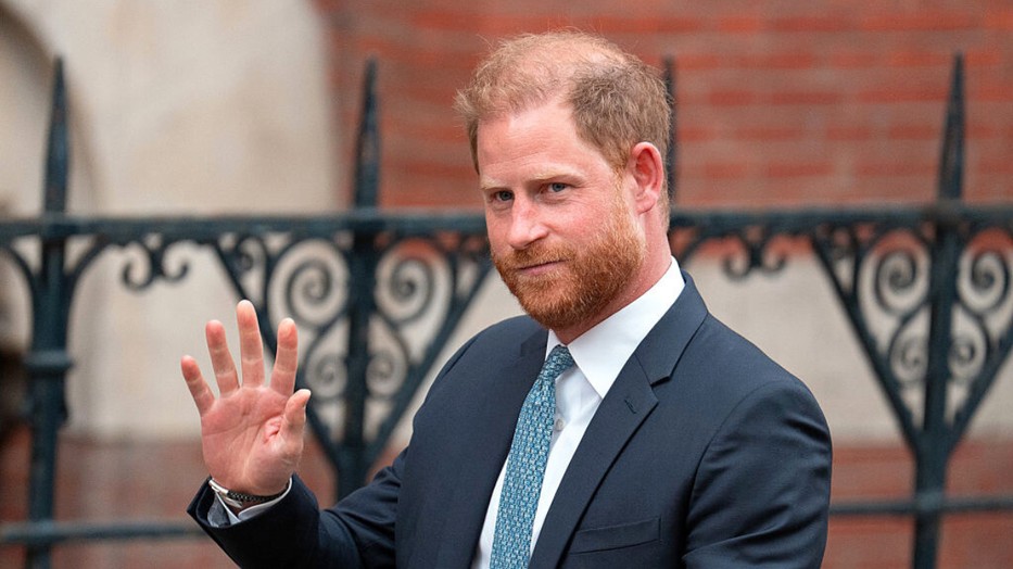 Harry herceg újabb leleplező könyve tönkretehetné a palotát