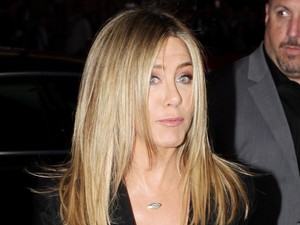 Jennifer Aniston NEM terhes!