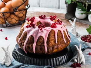 Ezt a cuki, rózsaszín cukormázas kuglófot imádni fogod