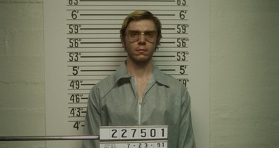 Vannak benne csúsztatások, de a Jeffrey Dahmer-sztori legszörnyűbb részletei valóban megtörténtek