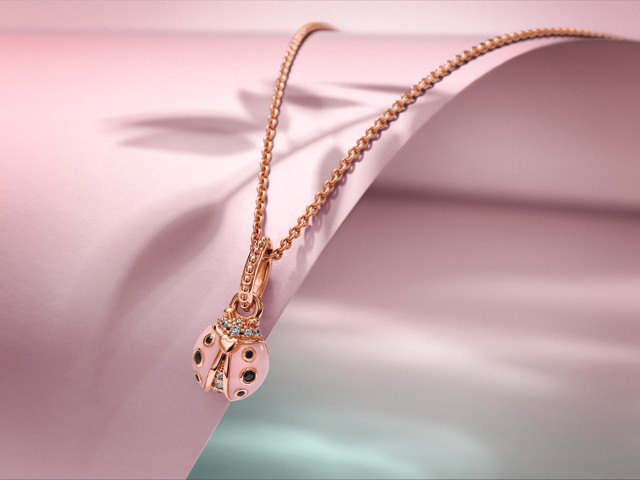 Olyan vagány a Pandora tavaszi kollekciója, hogy a GLAMOUR-napokat ezzel fogod kezdeni