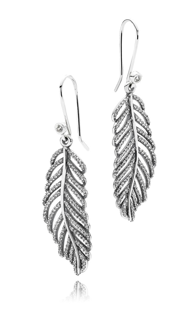 Tollas fülbevaló PANDORA 24900 Ft, 29500 Ft feletti vásárlás esetén 17500 Ft értékű ajándék ezüóst Pandora karkötő