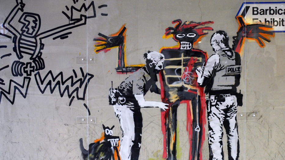 Az utca művészete, amit imád a divatvilág / A képen: Banksy Basquiat portréja