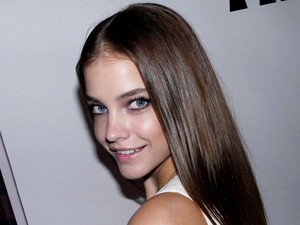 Micsoda? Palvin Barbi lehet a következő Bond-lány?