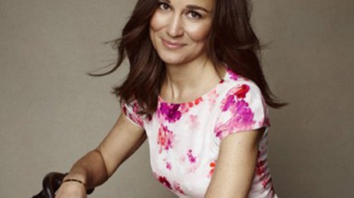 Pippa Middleton divattervezőnek állt!