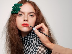 A sminkecset mögött - less be Kassai Fibi sminkeskészletébe!