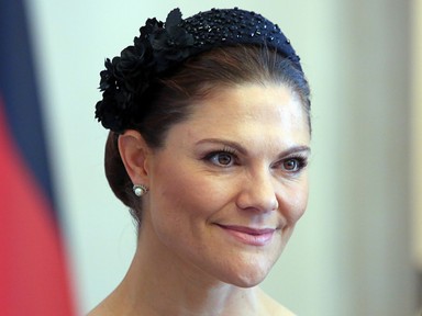 Viktória svéd hercegnő káprázatos meztelenruhában lopta el a show-t, csupa csipkében jelent meg az állami banketten