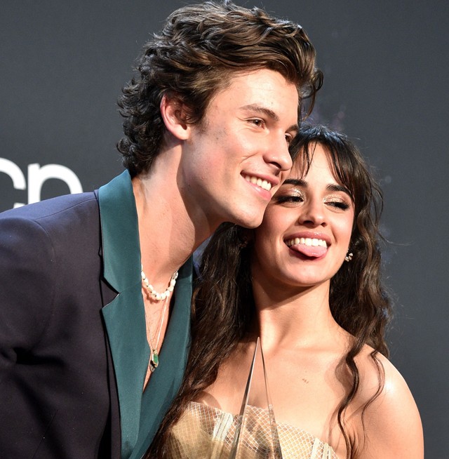 Shawn Mendes haja lassan hosszabb mint Camila Cabello tincsei