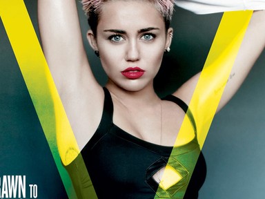 Miley Cyrus mellet villant, bugyit rángat