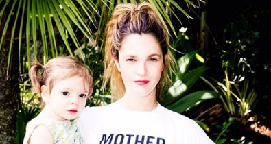 Ismerd meg Drew Barrymore sárkánykölykeit!