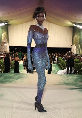 Anok Yai modell a 2024-es Met-gálán.
