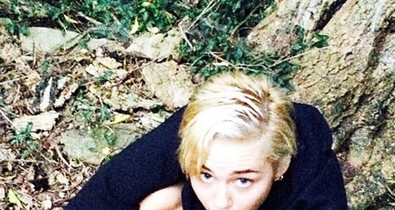 Miley Cyrus hozza a nap legőrültebb sztárhírét