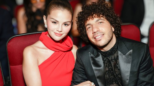 Selena Gomez és Benny Blanco kimondták a boldogító igent, álomszép menyasszony volt az énekesnő