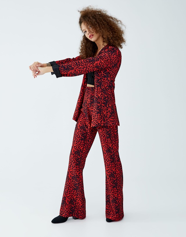 Blézer és trapéznadrág PULL&BEAR 8995 Ft, 8995 Ft