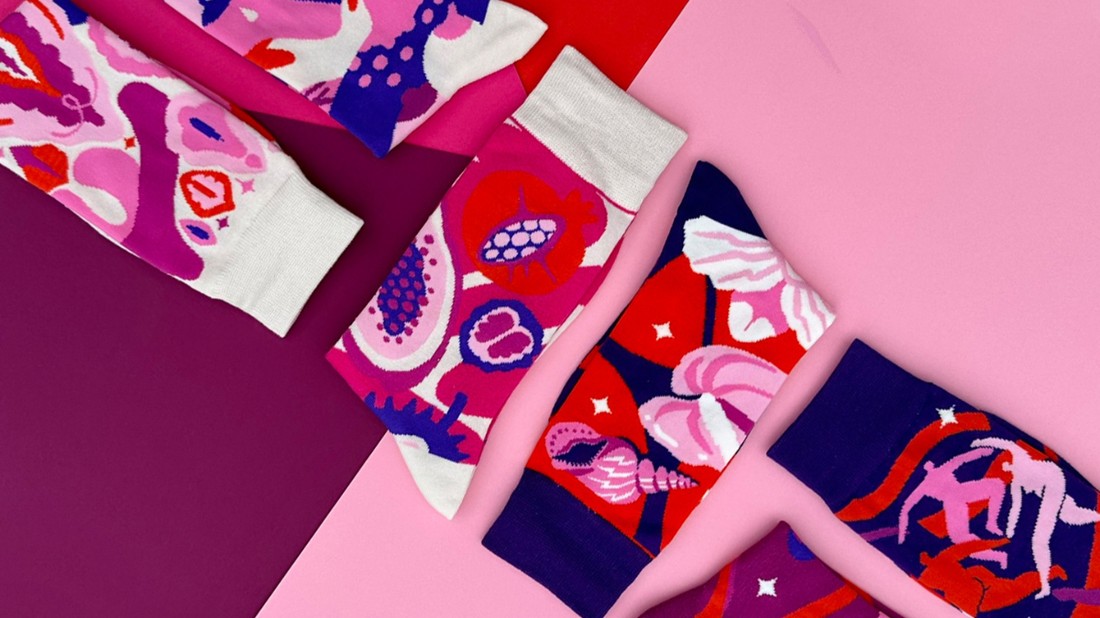 A Nebouxii egy Sipos Eszter által alapított különleges magyar zoknimárka, melynek egyedi mintái személyes emlékeket és fontos pillanatokat idéznek meg.