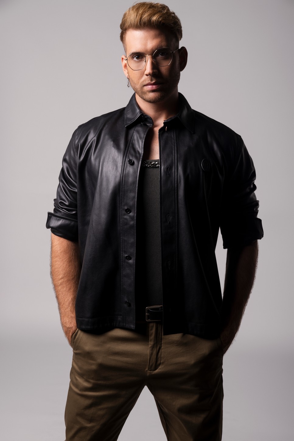 Osváth Zsolt új műsorában, az Őszinte leszekben mutatja meg tehetségét