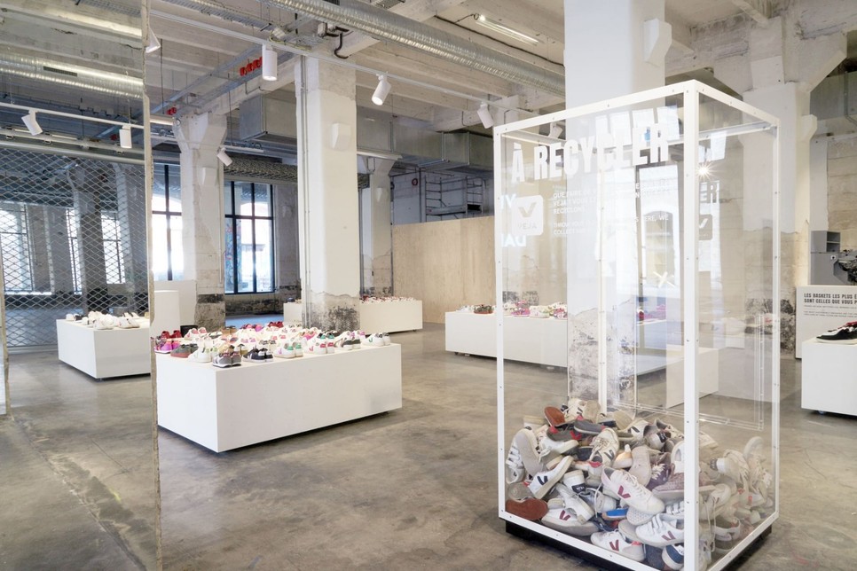 Túltermelés, túlfogyasztás és a divatipar válasza a problémára