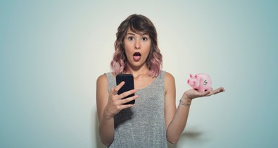 Lehet, hogy mérgező kapcsolatban élsz, és még csak nem is tudsz róla - ilyen az élet egy gazdasági bántalmazó mellett