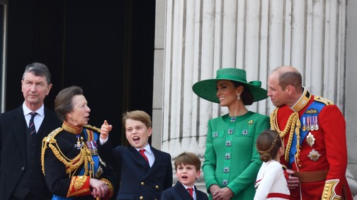 Ő a brit királyi család igáslova, és még csak észre sem vették őt évtizedekig