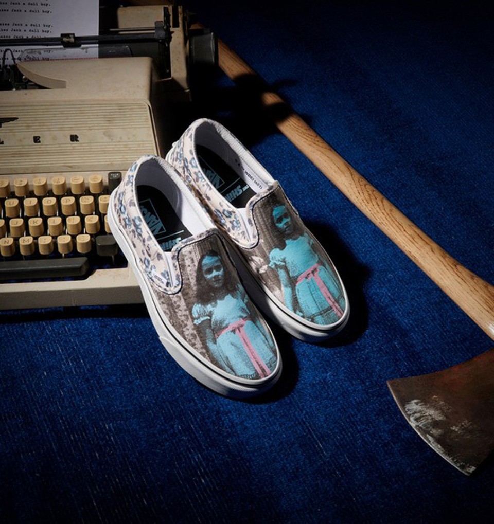  A híres ikerpár a Ragyogásból a Slip Onra került