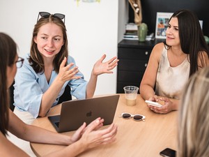 Gimnáziumi projektből sikeres vállalkozás: a Photon alapítójával beszélgettünk