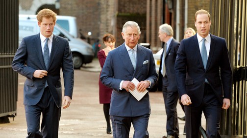 Vilmos herceg és Harry herceg könyörgött az uralkodónak, de ő ennek ellenére is meglépte, amitől mindenki rettegett