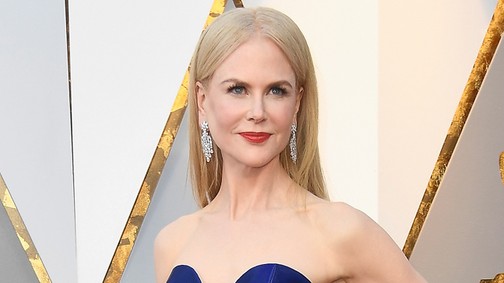 Nicole Kidman lecsúszott masnija az egyik legfurcsább szett az Oscaron