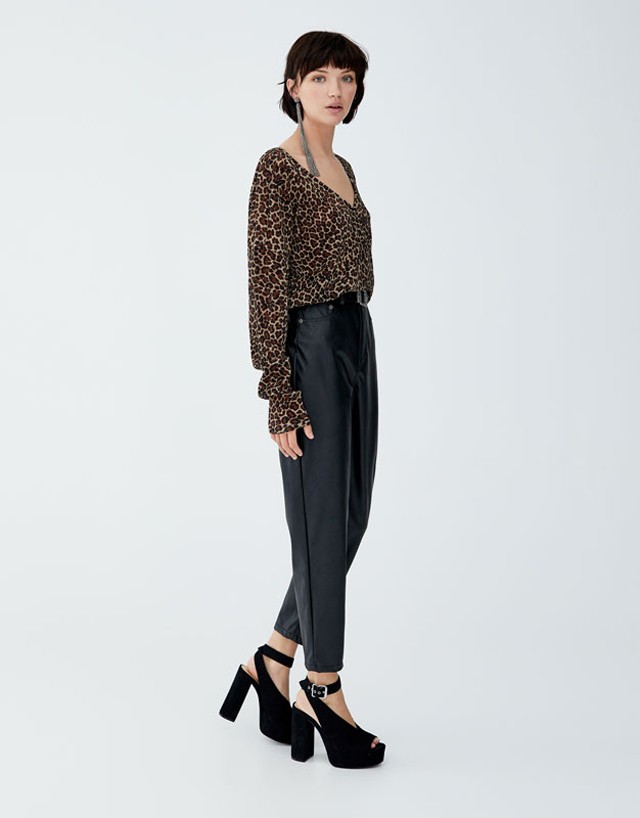 PULL AND BEAR 8995 Ft- pullandbear.com