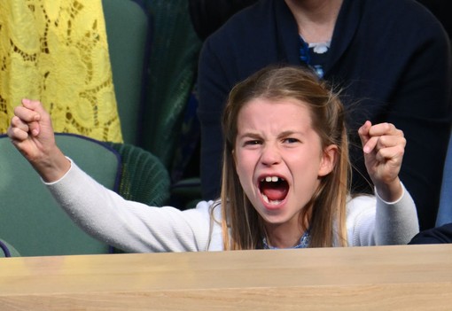 Sarolta hercegnő és Vilmos herceg közös videója üstökösként hasít