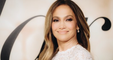 Jennifer Lopez ruhájának az üzenete egyértelmű: Vegyél el, Ben Affleck!