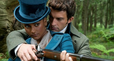 A Bridgerton család bebizonyította: az ellentétek vonzzák egymást!