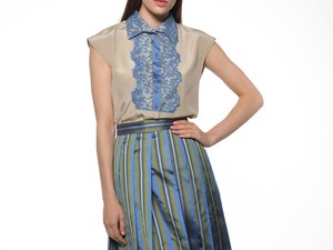 Modern sikk és történelmi elemek a Katti Zoób Divatház új kollekciójában