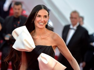 Ez most komoly? Ő lenne Demi Moore új szerelme? Gyanúsan sokat vannak együtt