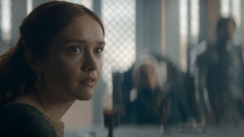 Tényleg szükség volt belerúgni egy kutyába? Ezrek háborodtak fel a Sárkányok háza új évadán