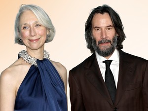 Forró csókban forrt össze Keanu Reeves és szerelme, nem is akárhol randevúzott a pár