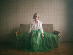 Mindent maga mögött hagy Lábas Viki a Margaret Island új klipjében