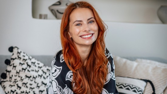 Viszkok Fruzsi új desszertes könyvével kiéli a magában élő Bree Van de Kampet és nem kér érte elnézést 