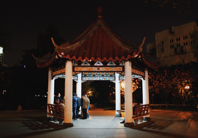 Ez a lány fogta magát és kiköltözött Kínába, most meg onnan vlogol