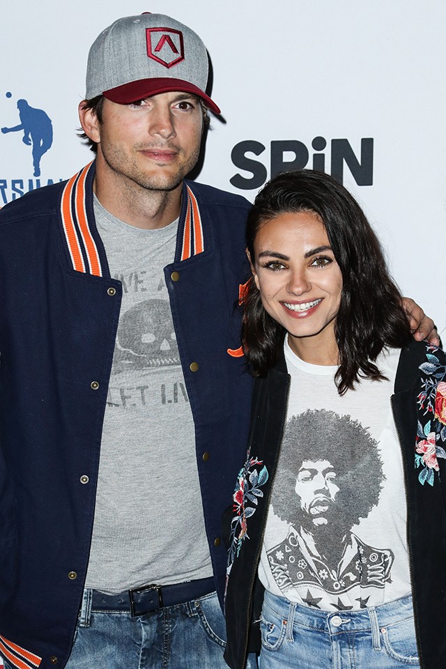 Ashton Kutcher Mila Kunis PingPong