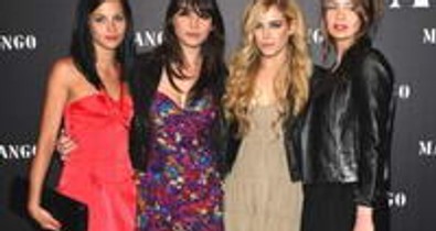 Új lányok a Mangonál!